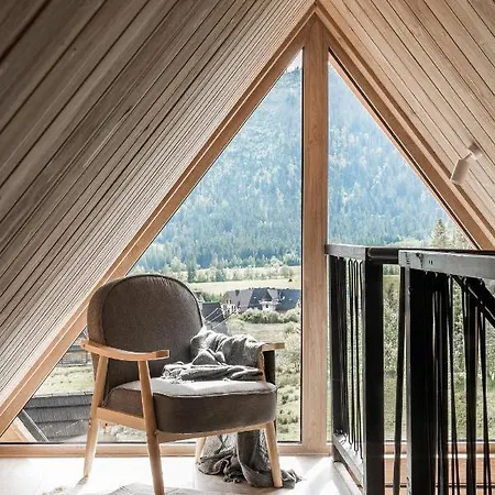 シャレー Osada Szeligowka - Premium コシチェリスコ