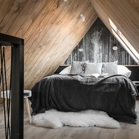 Osada Szeligowka - Premium シャレー コシチェリスコ